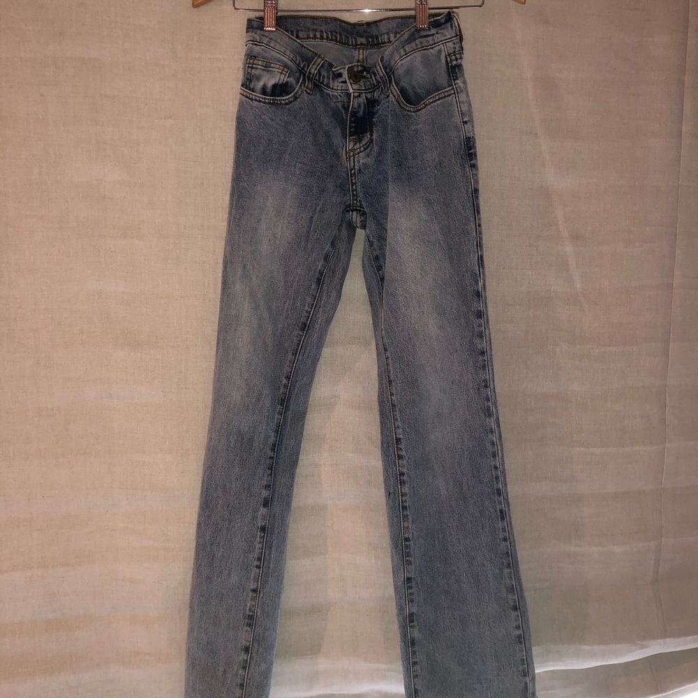 Brandy Melville Flare Low rise Jeans